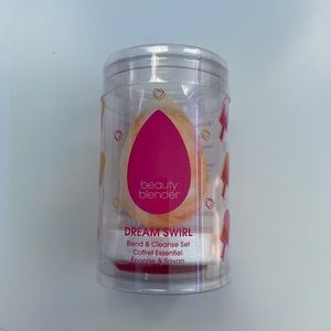 BeautyBlender Swirl Sponge & Cleanser Set